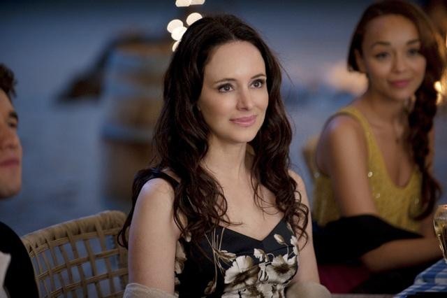 Still of Madeleine Stowe and Ashley Madekwe in Kerstas (2011)