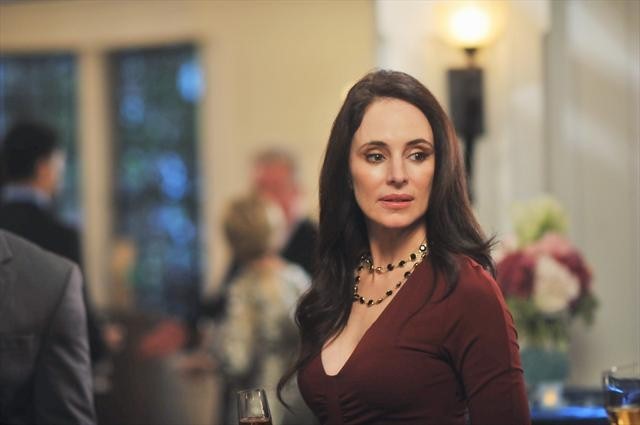 Still of Madeleine Stowe in Kerstas (2011)