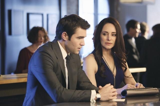 Still of Madeleine Stowe and Josh Bowman in Kerstas (2011)