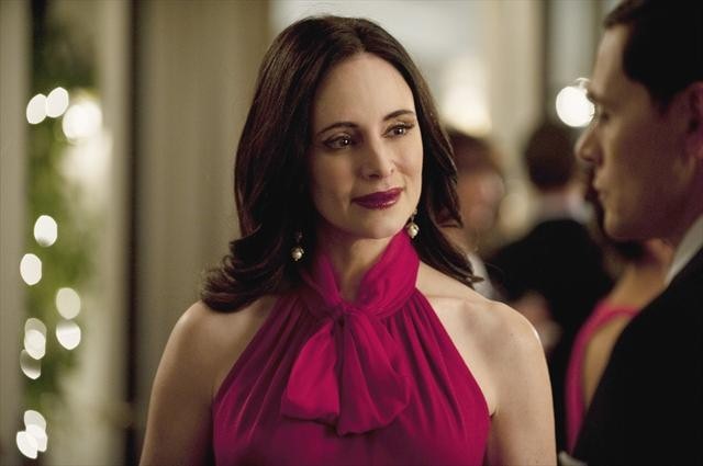 Still of Madeleine Stowe and Burn Gorman in Kerstas (2011)