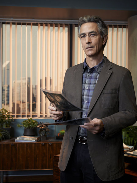 Still of David Strathairn in Alphas (2011)