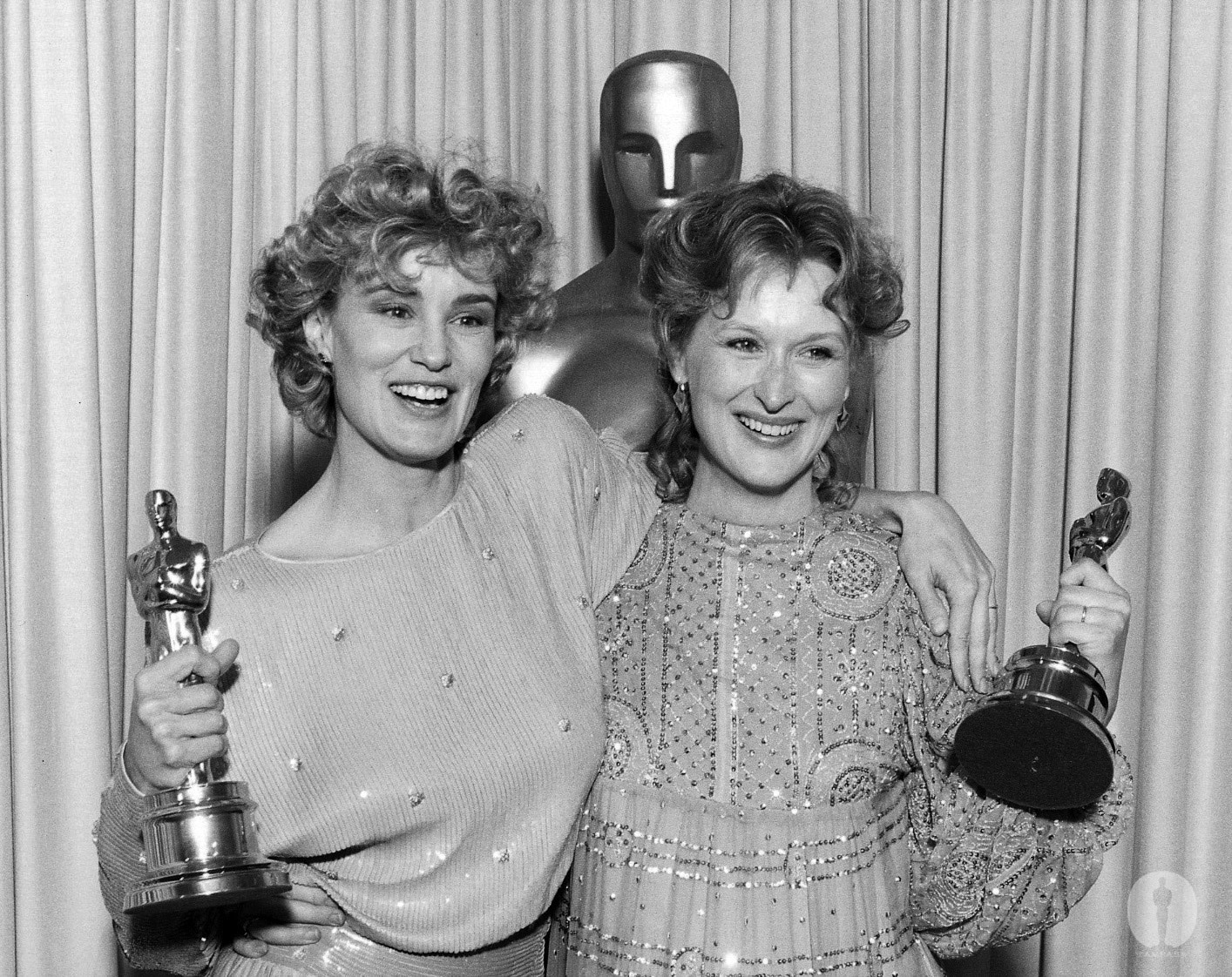 Meryl Streep and Jessica Lange at event of The 55th Annual Academy Awards (1983)