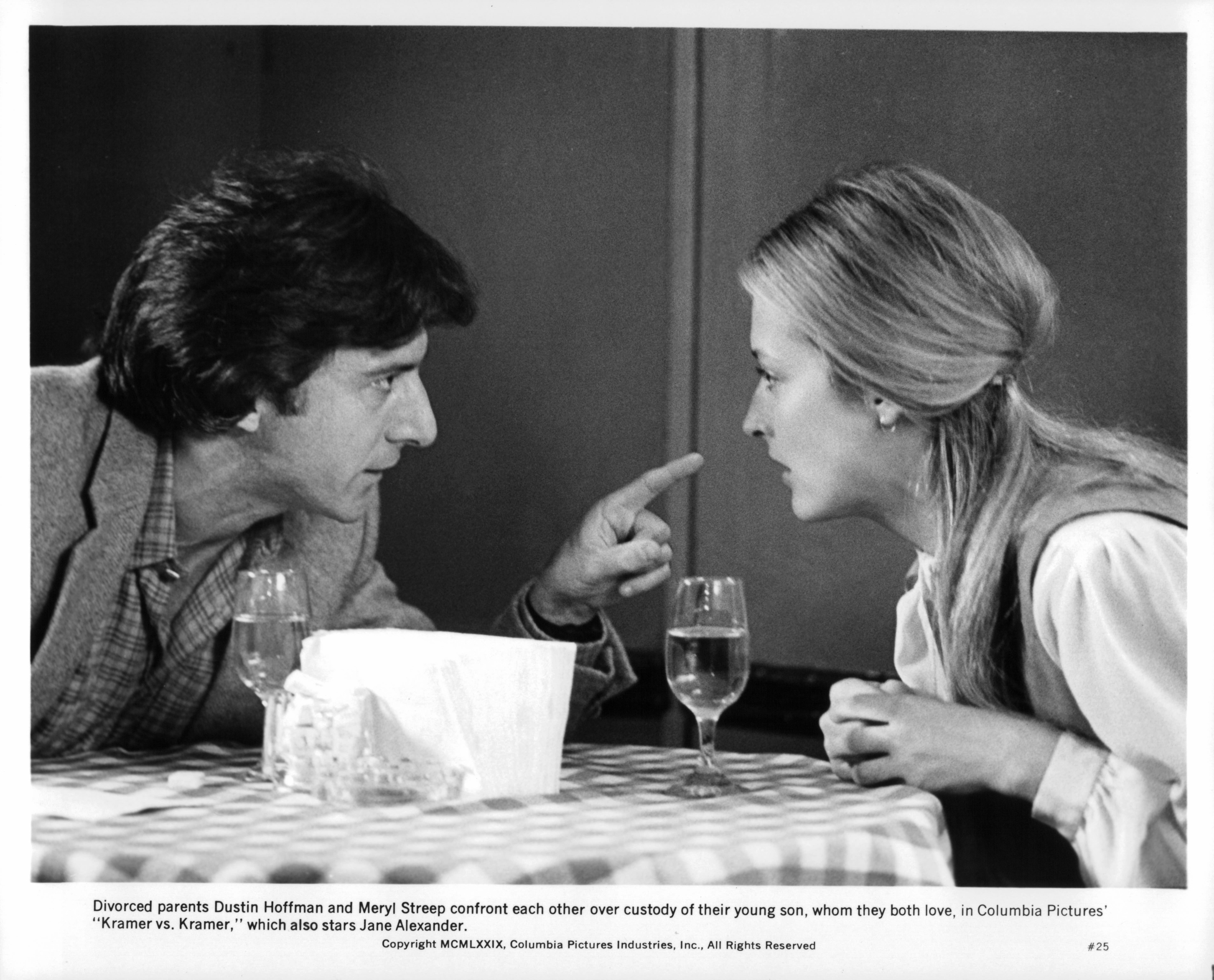 Still of Dustin Hoffman and Meryl Streep in Kamer pries Krameri (1979)