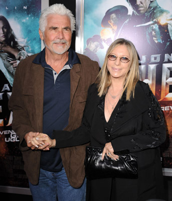 Barbra Streisand and James Brolin at event of Jonah Hex (2010)