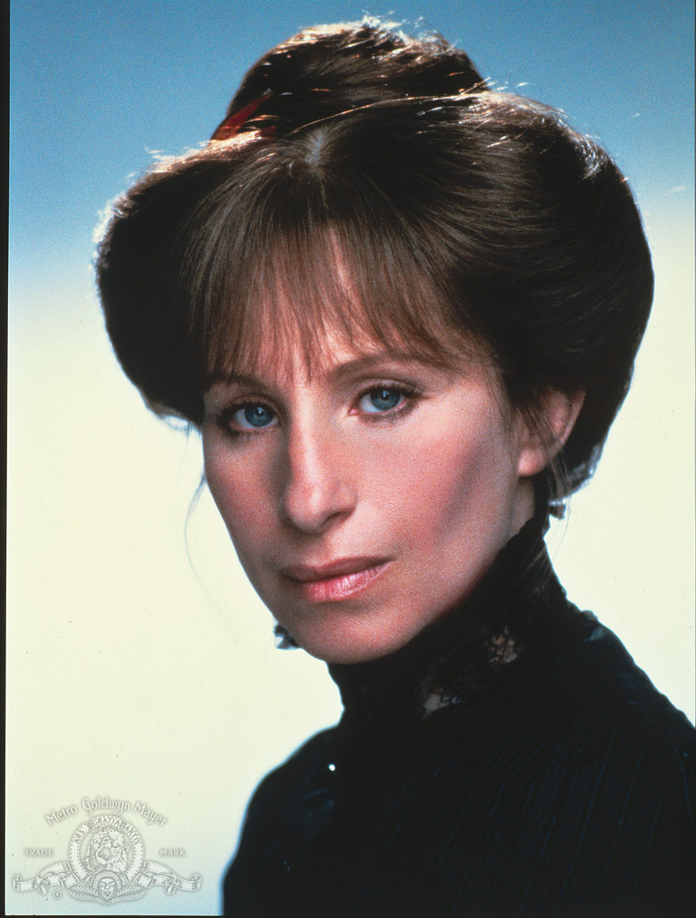 Still of Barbra Streisand in Yentl (1983)