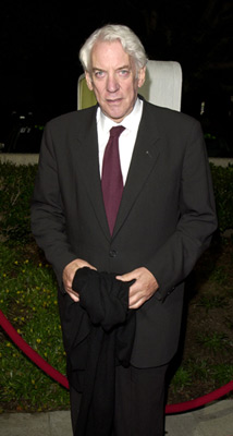 Donald Sutherland at event of Uprising (2001)