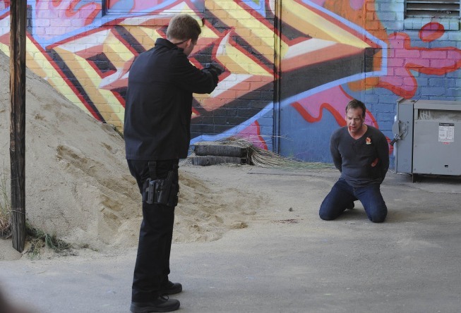Still of Kiefer Sutherland in 24: Day 8: 2:00 p.m.-3:00 p.m. (2010)