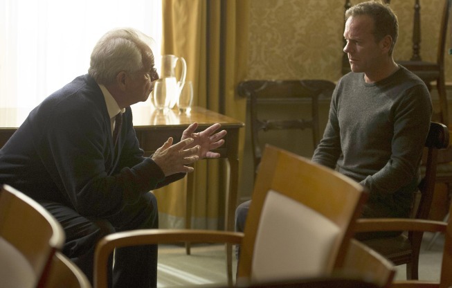 Still of Kiefer Sutherland and William Devane in 24: Live Another Day (2014)