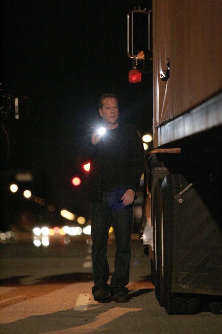 Still of Kiefer Sutherland in 24 (2001)