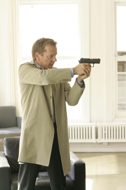 Still of Kiefer Sutherland in 24 (2001)