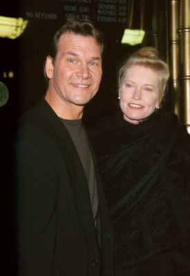 Patrick Swayze and Lisa Niemi at event of Reindeer Games (2000)