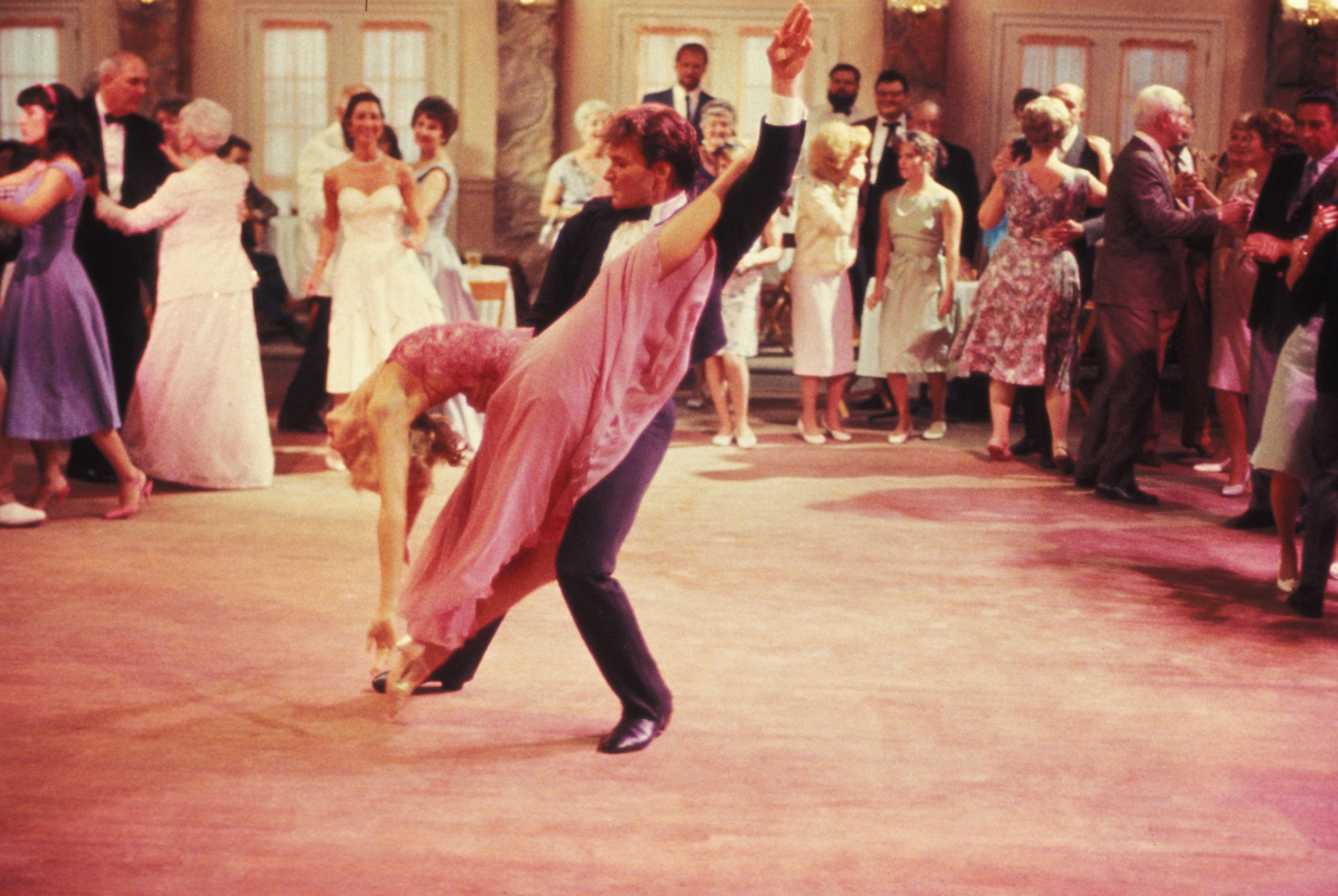 Still of Patrick Swayze and Cynthia Rhodes in Dirty Dancing (1987)
