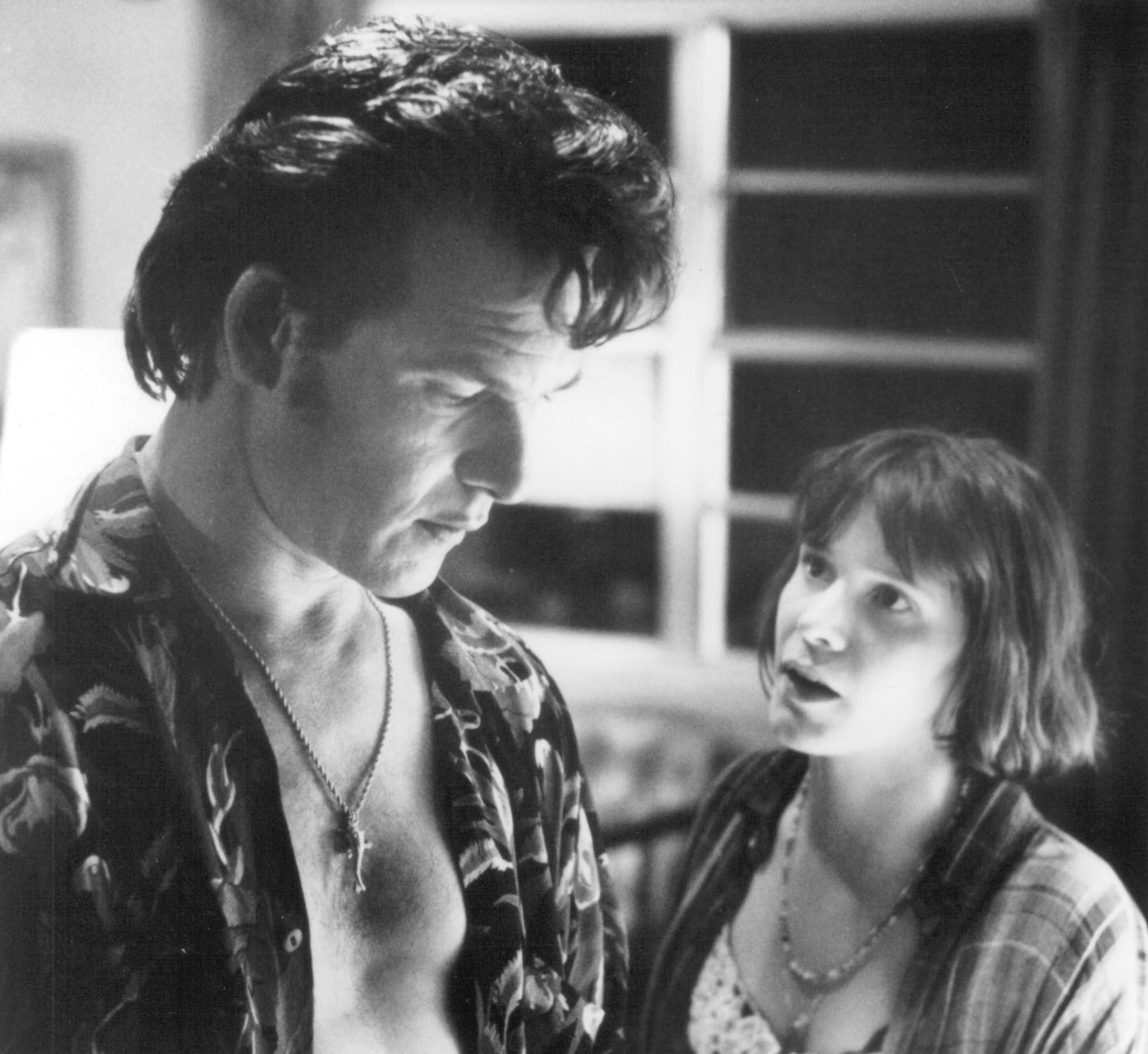 Still of Patrick Swayze and Sabrina Lloyd in Father Hood (1993)