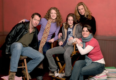 D.B. Sweeney, Elizabeth Perkins, Hallee Hirsh, Jessica Sharzer and Kristen Stewart at event of Speak (2004)
