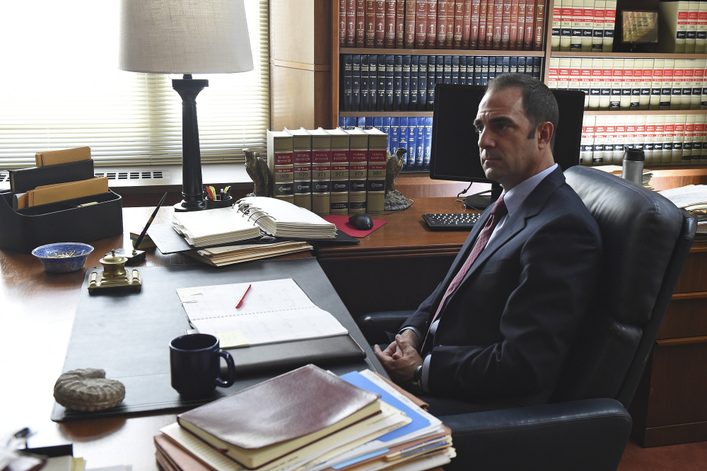 Still of Lili Taylor and Joe Nemmers in American Crime (2015)