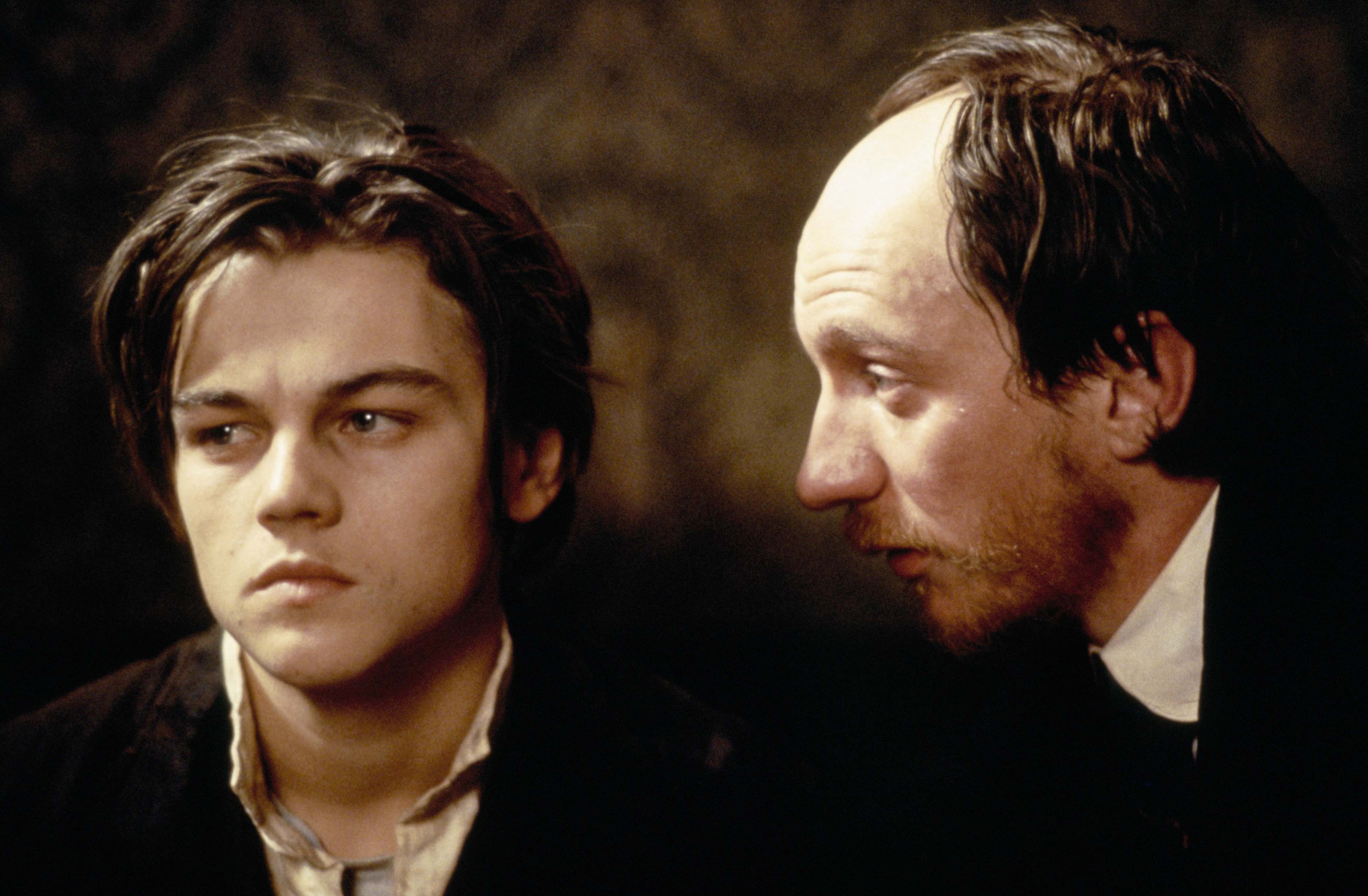 Still of Leonardo DiCaprio and David Thewlis in Total Eclipse (1995)