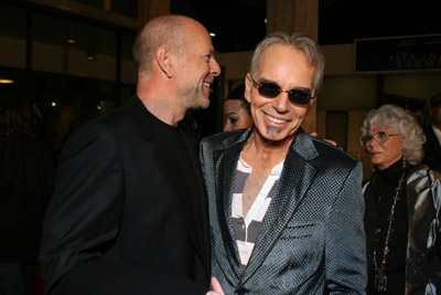 Bruce Willis and Billy Bob Thornton at event of The Astronaut Farmer (2006)