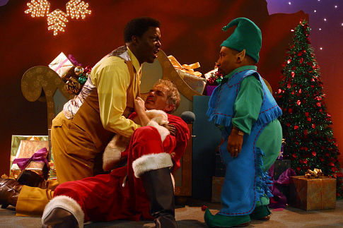 Still of Billy Bob Thornton, Bernie Mac and Tony Cox in Bad Santa (2003)