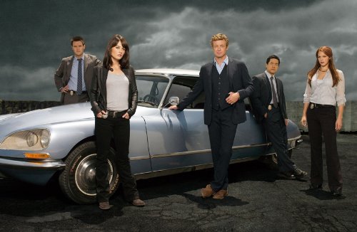 Robin Tunney, Simon Baker, Tim Kang, Amanda Righetti and Owain Yeoman in Mentalistas (2008)