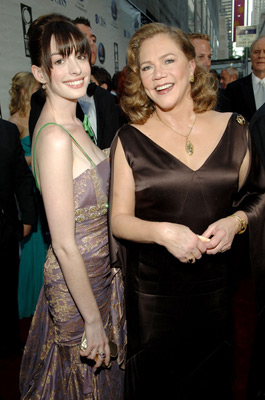 Kathleen Turner and Anne Hathaway
