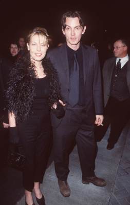 Deborah Kara Unger and Tommy Flanagan at event of Payback (1999)