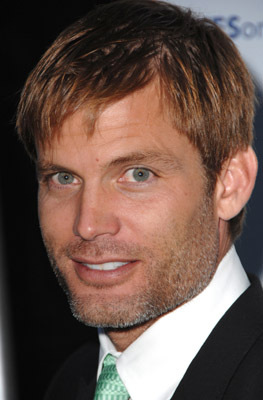 Casper Van Dien