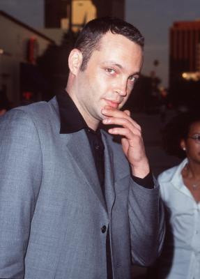 Vince Vaughn at event of Return to Paradise (1998)