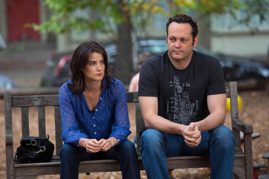 Still of Vince Vaughn and Cobie Smulders in Anoniminis tetis (2013)