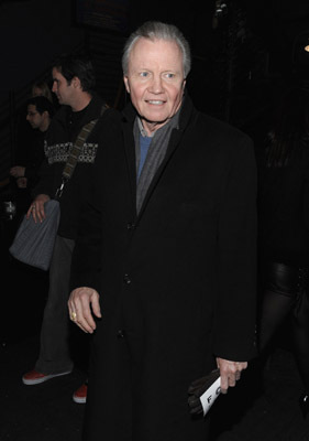 Jon Voight at event of Milk (2008)