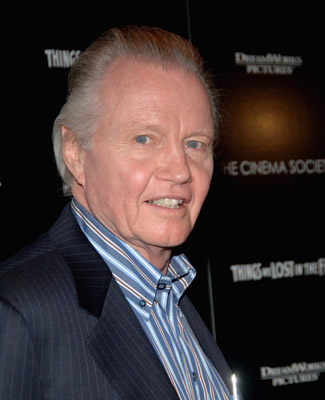 Jon Voight at event of Things We Lost in the Fire (2007)