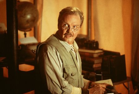 Still of Jon Voight in Lara Croft: Tomb Raider (2001)