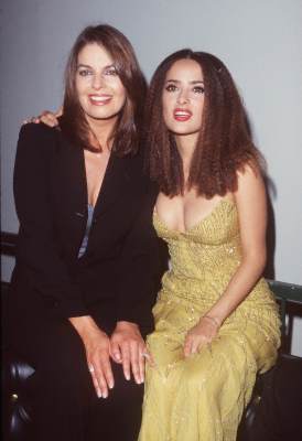 Salma Hayek and Sela Ward at event of 54 (1998)