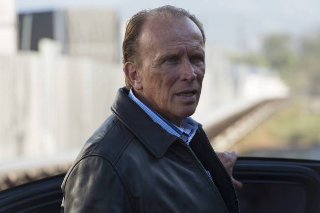 Still of Peter Weller in Sons of Anarchy (2008)