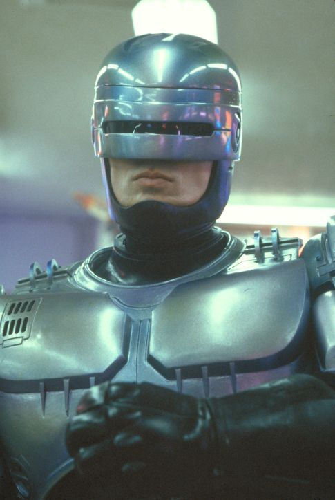 Still of Peter Weller in RoboCop (1987)