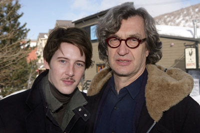 Wim Wenders and Gabriel Mann at event of Don't Come Knocking (2005)