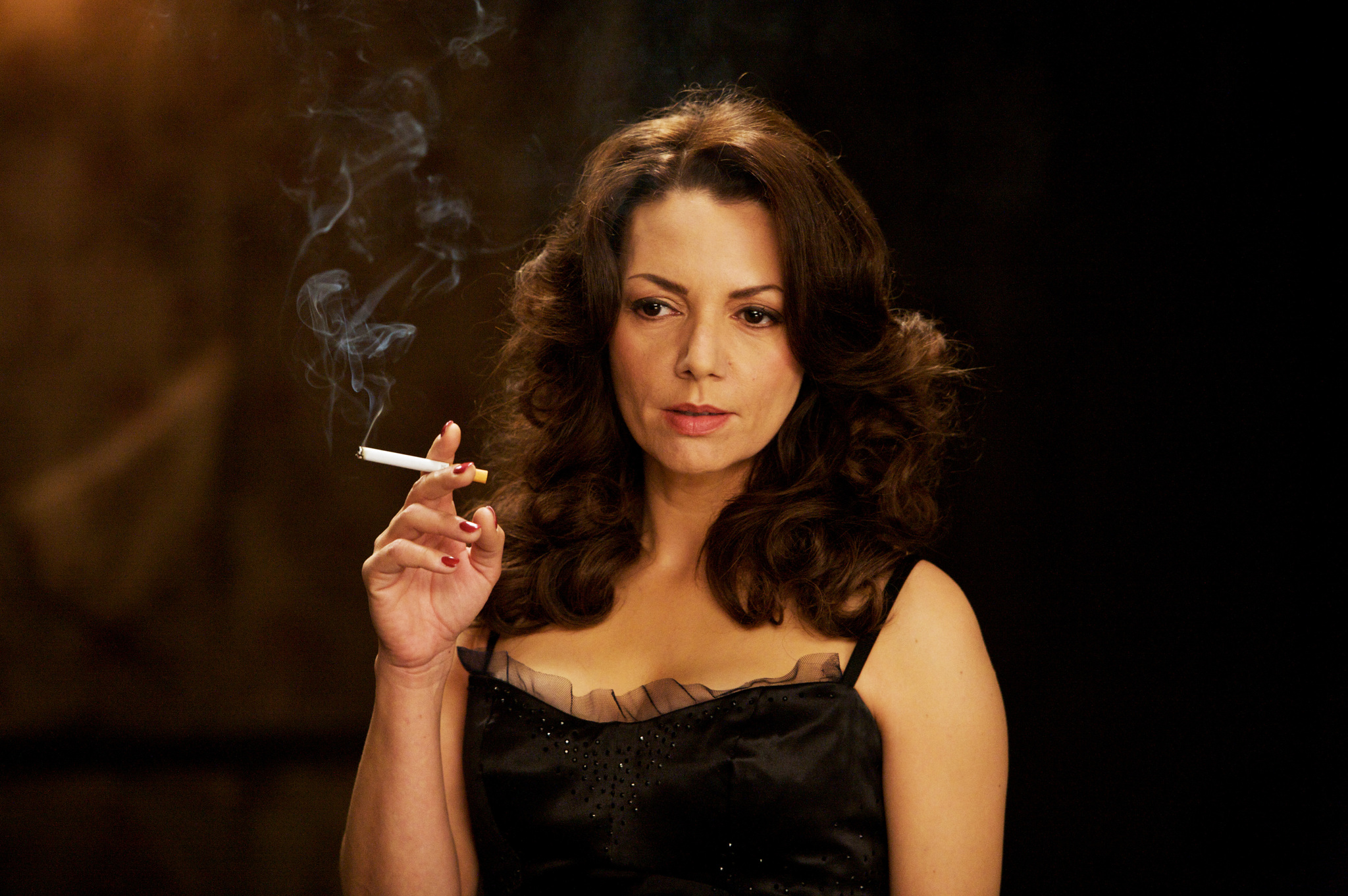 Still of Joanne Whalley in 44 Inch Chest (2009)
