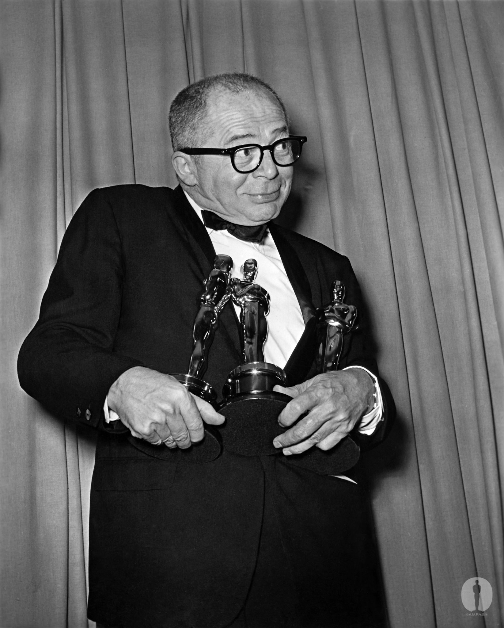 Billy Wilder with his three Oscars for writing, directing and producing Best Picture winner (