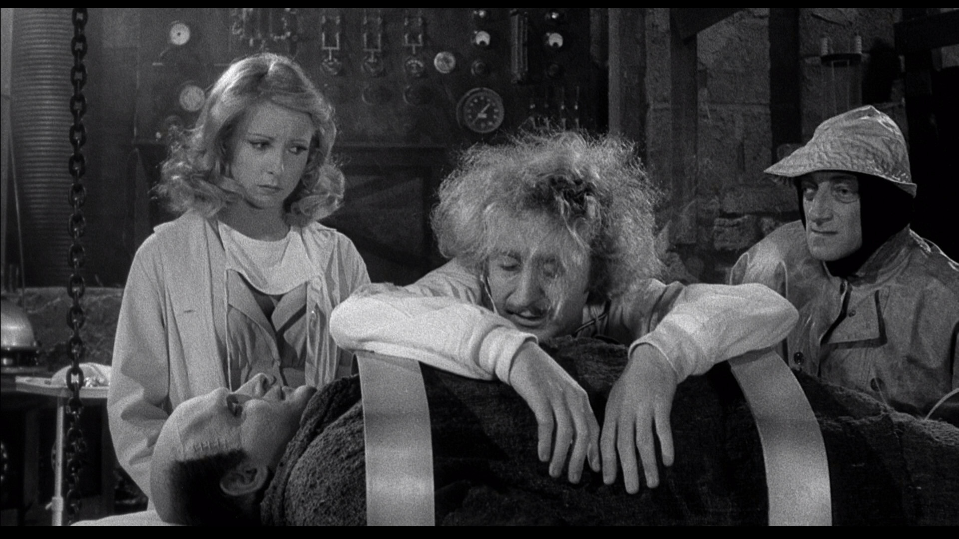 Still of Teri Garr, Gene Wilder and Marty Feldman in Young Frankenstein (1974)