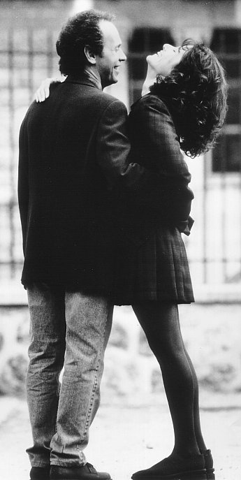 Still of Billy Crystal and Debra Winger in Forget Paris (1995)