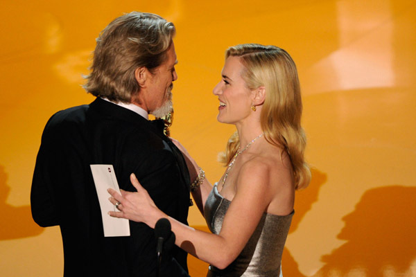 Jeff Bridges and Kate Winslet at event of The 82nd Annual Academy Awards (2010)