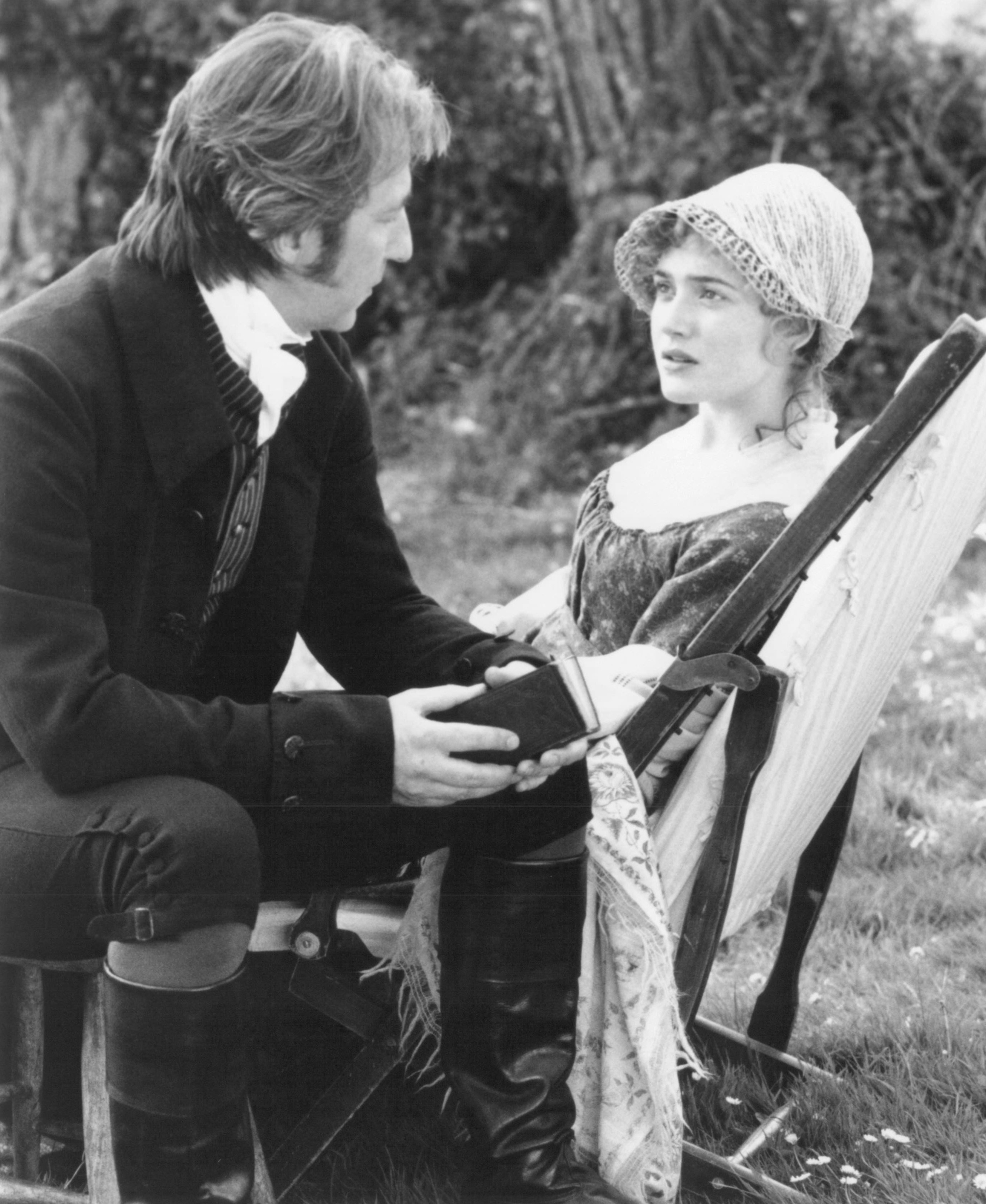 Still of Alan Rickman and Kate Winslet in Sense and Sensibility (1995)