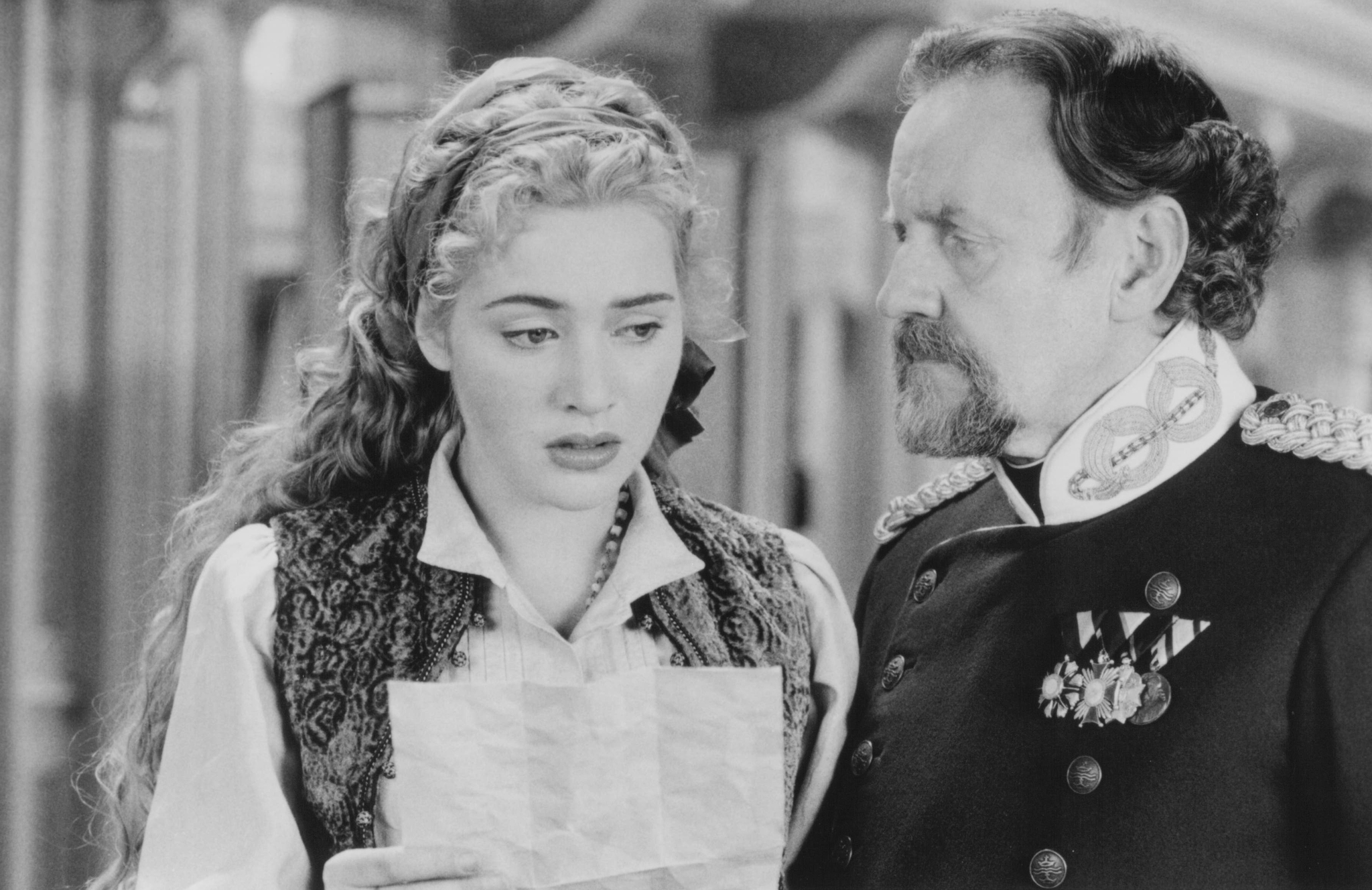 Still of Kate Winslet in Hamlet (1996)