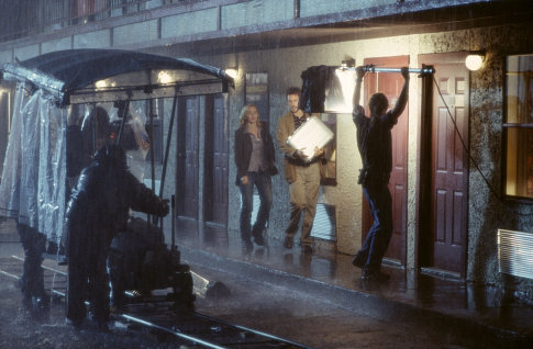 Still of Kate Winslet and Gabriel Mann in The Life of David Gale (2003)