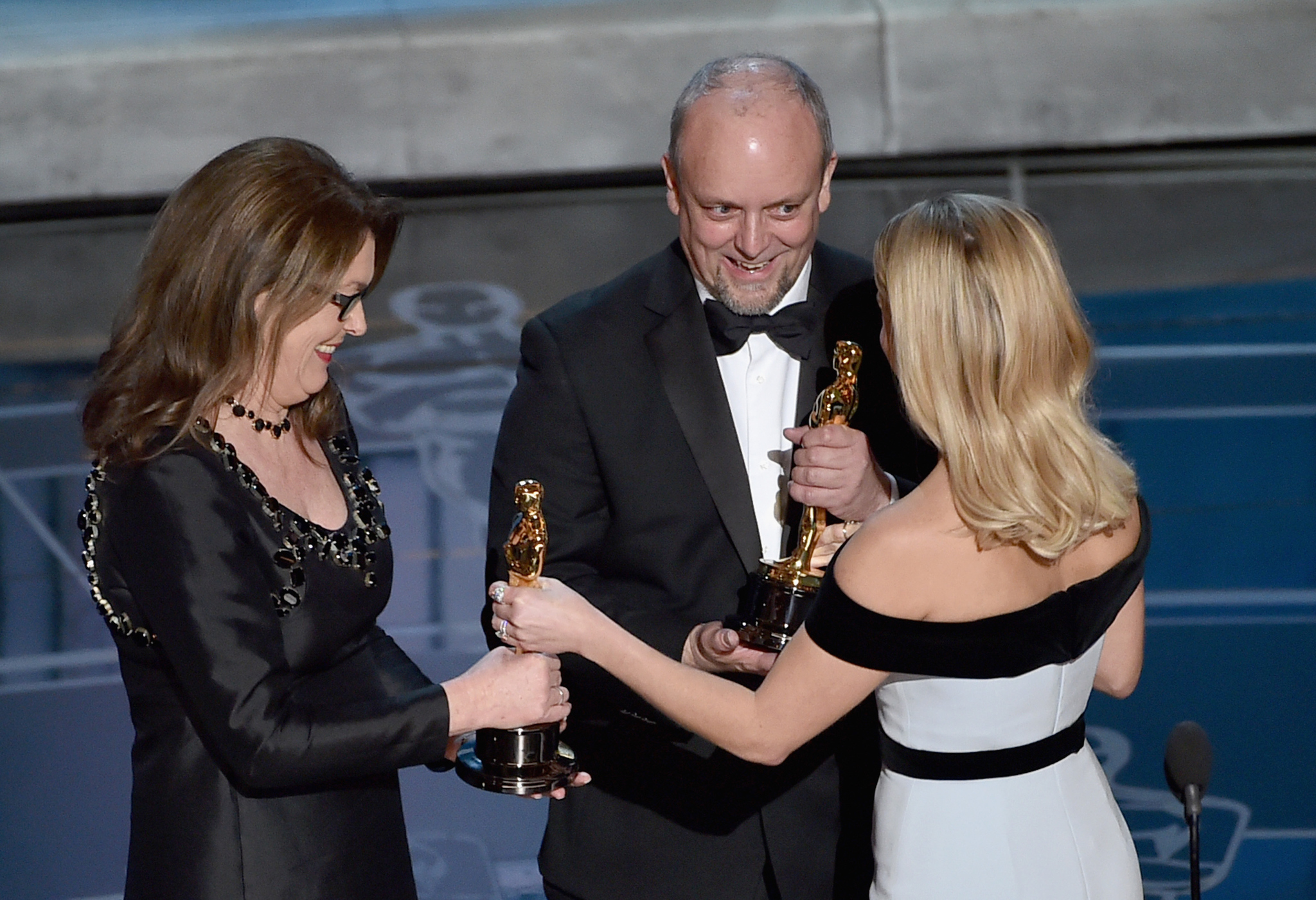 Reese Witherspoon, Mark Coulier and Frances Hannon at event of The Oscars (2015)