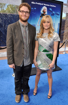 Reese Witherspoon and Seth Rogen at event of Monsters vs. Aliens (2009)