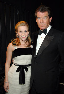 Pierce Brosnan and Reese Witherspoon at event of 12th Annual Screen Actors Guild Awards (2006)