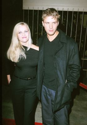 Ryan Phillippe and Reese Witherspoon at event of The Way of the Gun (2000)