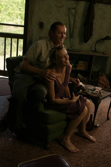 Still of Robin Wright and David Morse in Hounddog (2007)