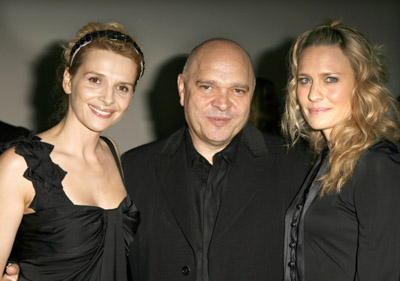 Juliette Binoche, Robin Wright and Anthony Minghella at event of Breaking and Entering (2006)