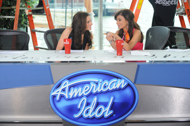 Still of Paula Abdul and Kara DioGuardi in American Idol: The Search for a Superstar (2002)